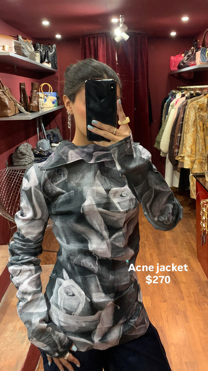 ACNE FLOWER TOP WITH DETAILS