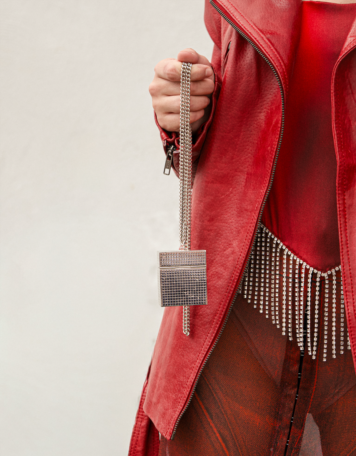 SILK TOP WITH CRYSTALS