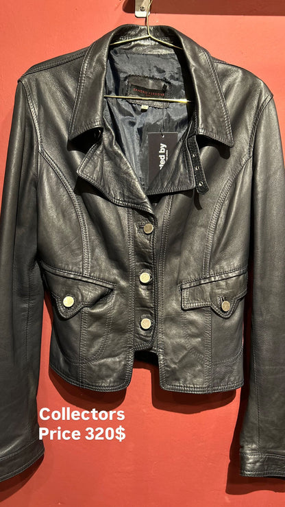 LEATHER BLACK JACKET