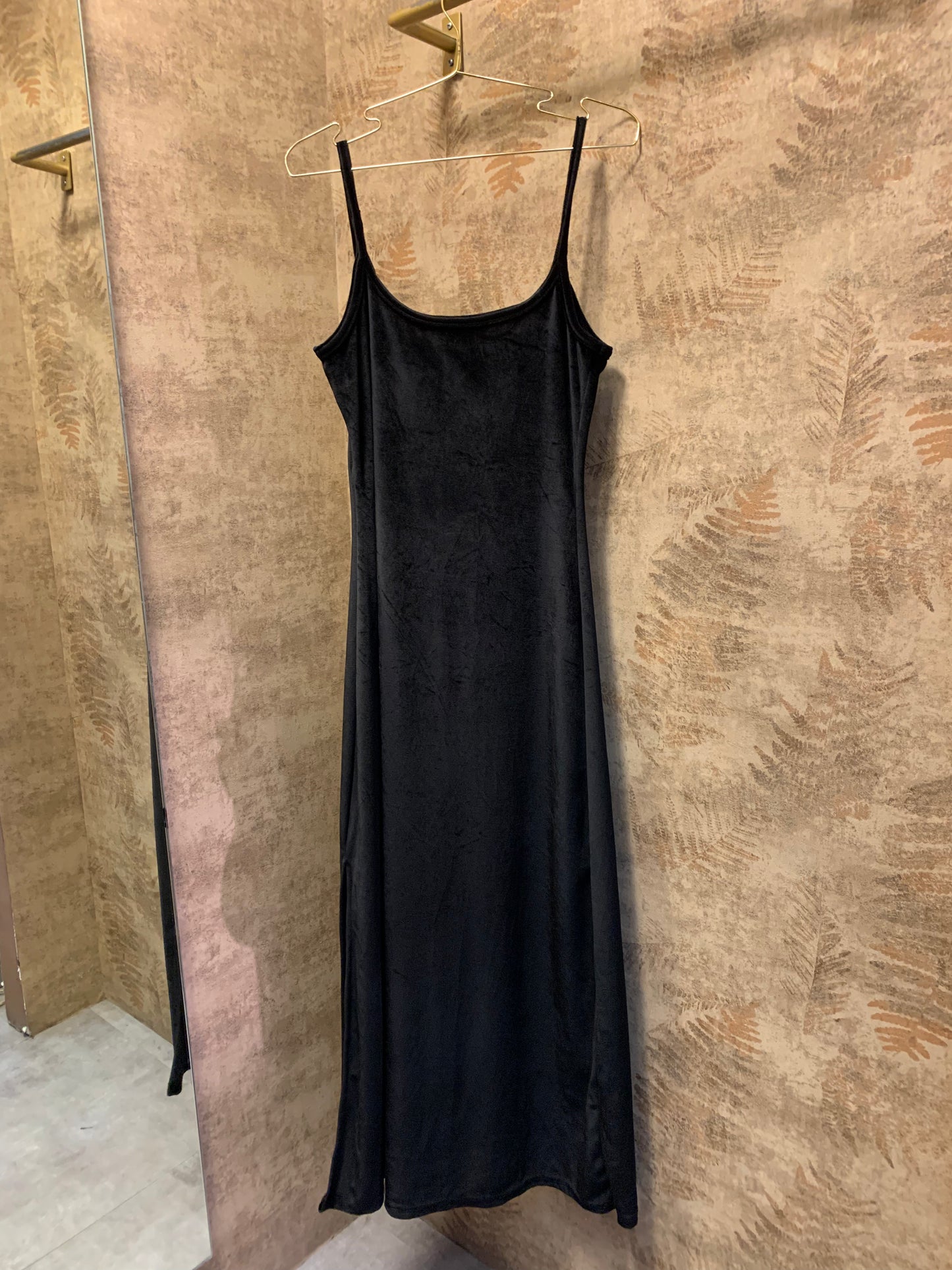 LONG VELVET DRESS