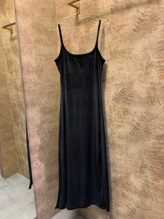 LONG VELVET DRESS