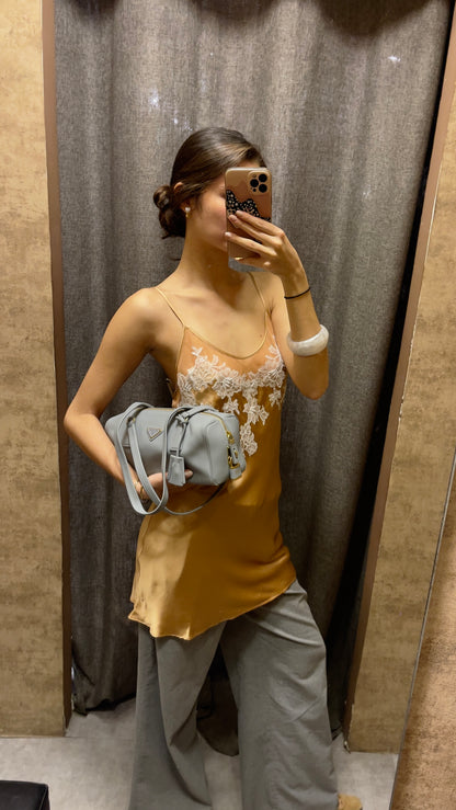 100% SILK & LACE NUISETTE