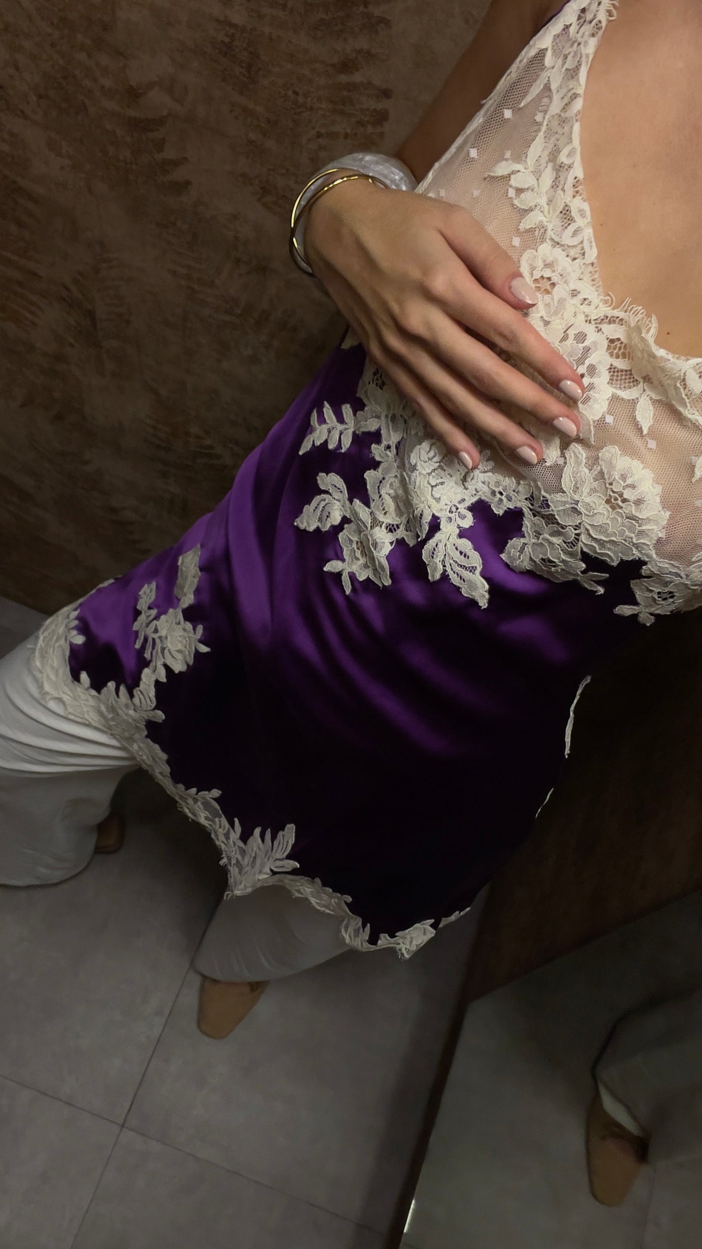 100% SILK & LACE NUISETTE